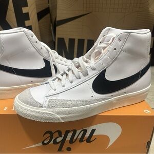 Nike blazer mid 77 white and black